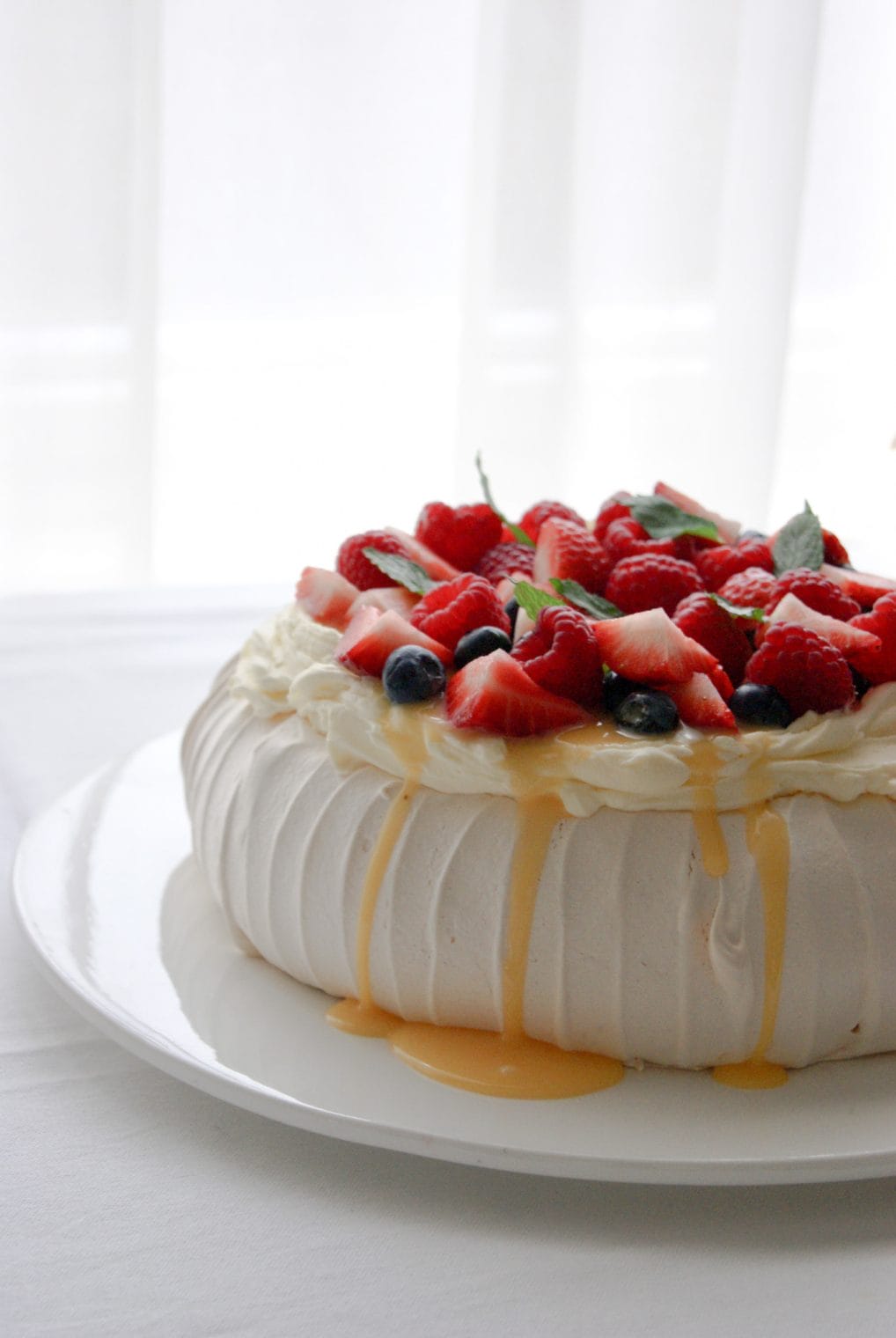 Summer Pavlova