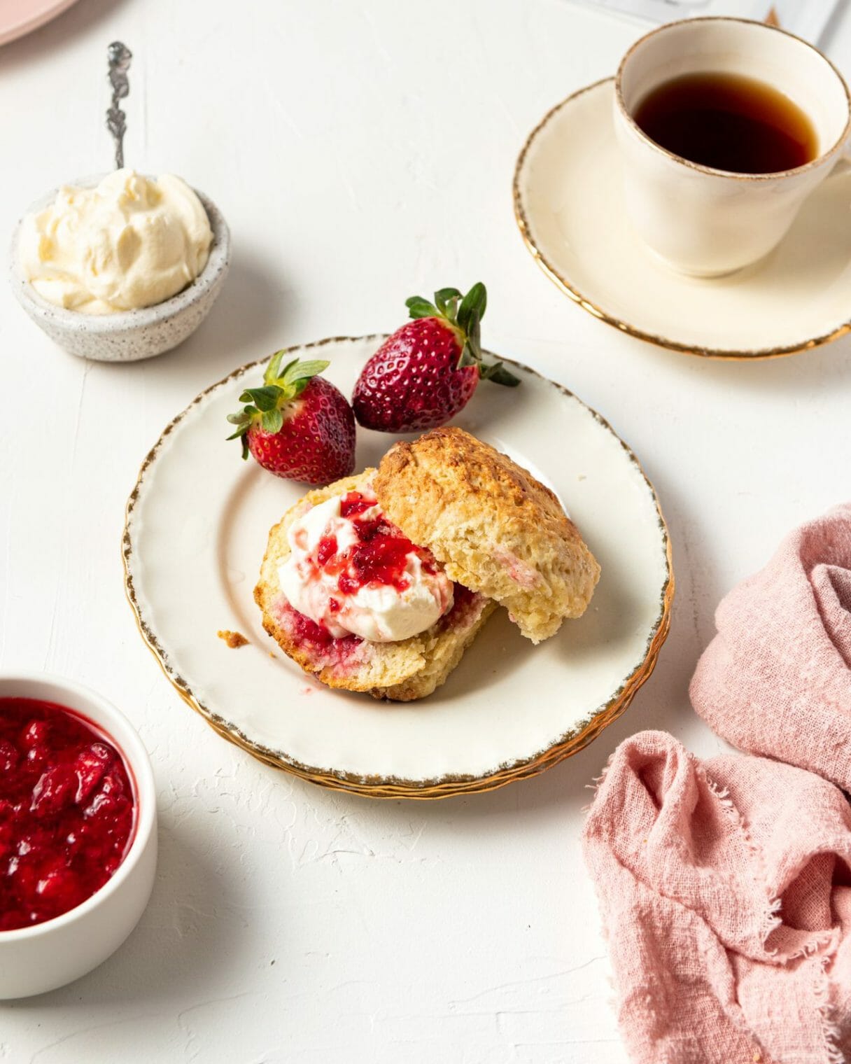 Gourmet Scones with Double Cream